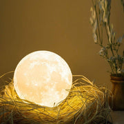 The moon lamp that brings calm, warmth and atmosphere into your space